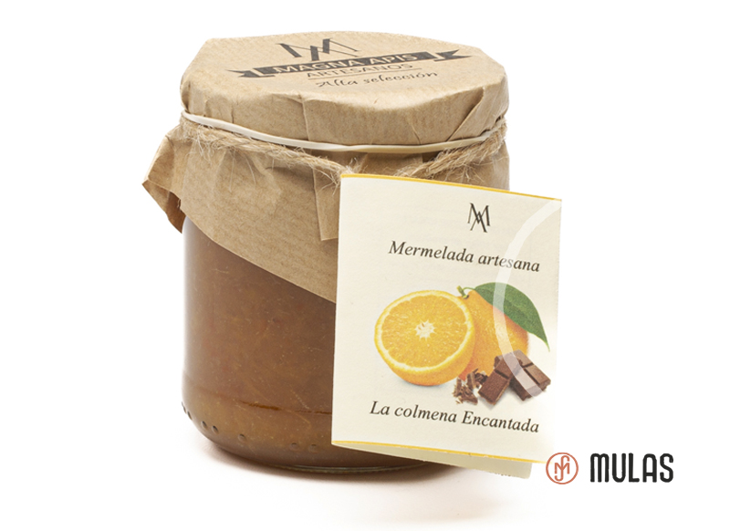 Marmelada de laranja e chocolate. Feito à mão